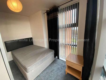 City Gate, Blantyre Street, Castlefield, Manchester, M15 - Photo 3