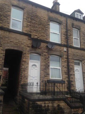 5 bedroom terraced house to rent - Photo 2