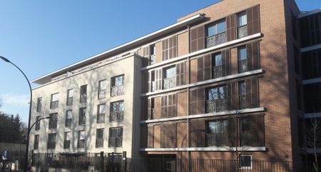 location Appartement T2 DE 42.28m² À LE CHESNAY - Photo 4