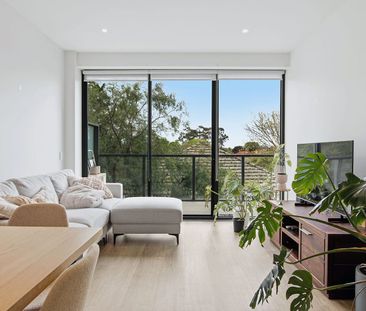 Modern Living with Incredible Uninterrupted Views - Photo 1