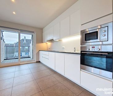 Rustig gelegen recent appartement met parking - Photo 6