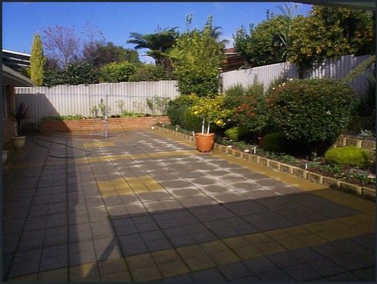 55 Camm Avenue, Bull Creek, WA - Photo 1