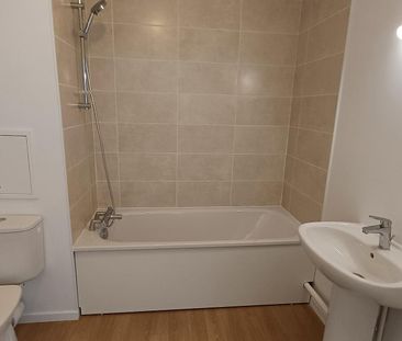 location Appartement T2 DE 46.53m² À DOURDAN - Photo 2