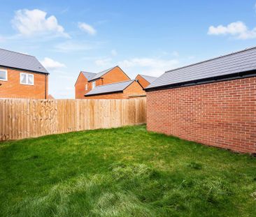 4 bedroom detached house to rent - Photo 5