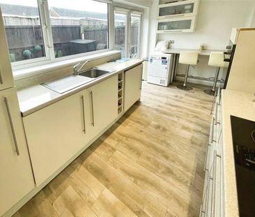 Audrey Walk, Liverpool, Merseyside, L10 - Photo 6