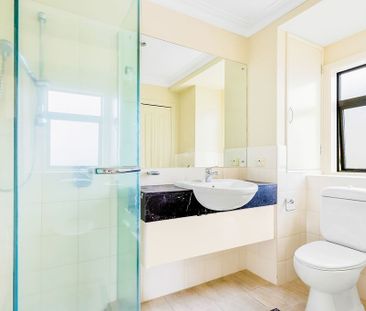 New carpet! - Photo 2