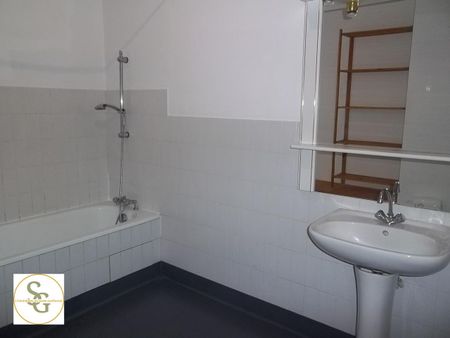 Location Appartement 4 pièces 120m² GAILLAC 81600 - Photo 5
