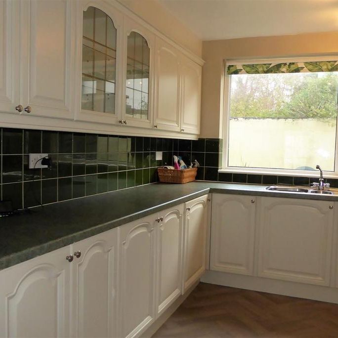 3 bedroom terraced house to rent - Photo 1