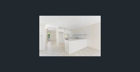 Spacious 3-Bed Home in Marrickville Area - Photo 5