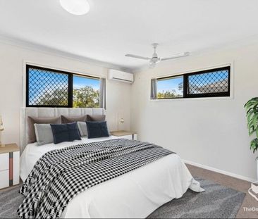 Stylish & Spacious Townhouse inthe Highly Sought-After âStillbroo... - Photo 6