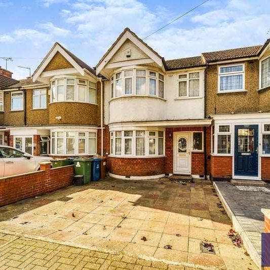 Kings Road, Harrow, HA2 - Photo 1