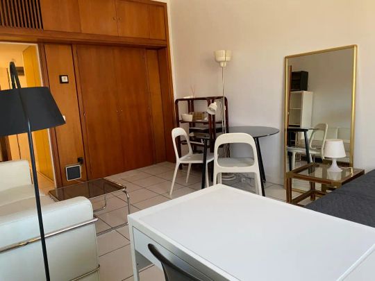 Estudio de alquiler en Calle Velázquez, El Viso - Photo 1
