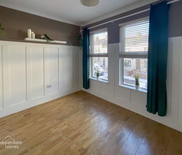 18 Albert Street, Larne, BT40 1LG - Photo 3