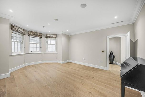 4 bedroom detached house to rent - Photo 1