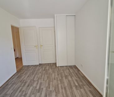 Location Appartement 2 pièces 41m² MASSY 91300 - Photo 2