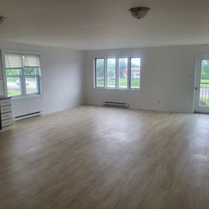 Grand 5 1/2 à Louer à Luskville - Photo 3