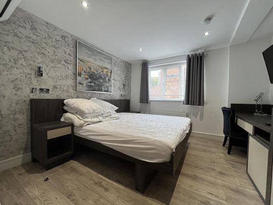 Studio to rent - Photo 1