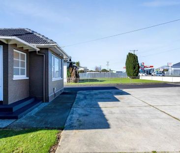 84 Glover Rd,Hawera - Photo 6