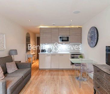 Studio to rent - Photo 1