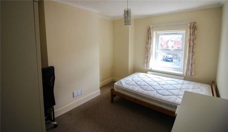 4 bedroom detached house to rent - Photo 5