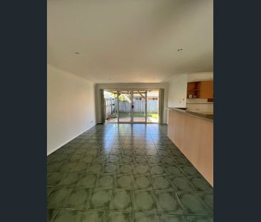 Ideal Family Home - Photo 1