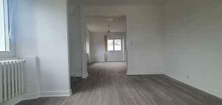 Location Appartement 2 pièces 36m² ST CHELY D APCHER 48200 - Photo 4