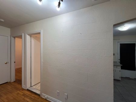 2310 Rue Raudot Montréal (Le Sud-Ouest), QC H4E - Photo 5