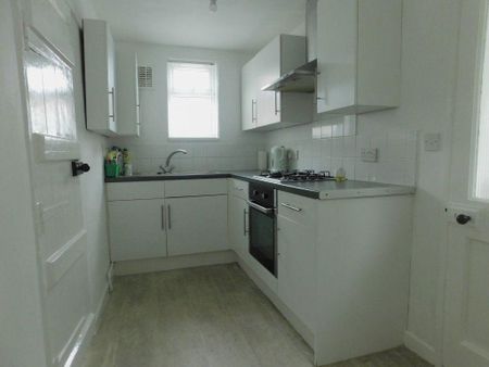 1 bedroom bungalow to rent - Photo 3
