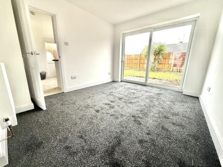 3 bedroom semi-detached house to rent - Photo 2