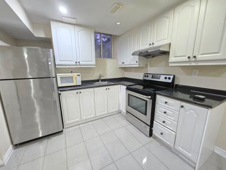 For Lease - 40 Bellcrest Road Unit# Bsmt, Brampton, Ontario - Photo 5