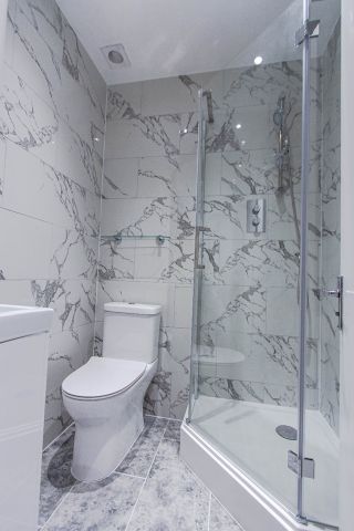 Studio Flat, High Street, W3 - Photo 4