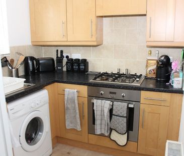 Kyle Close, Renishaw, Sheffield, S21 - Photo 1