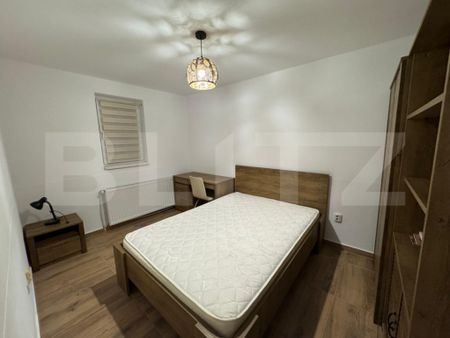Casa de inchiriat, 4 camere, 98 mp, zona Centrala - Fotografie 5