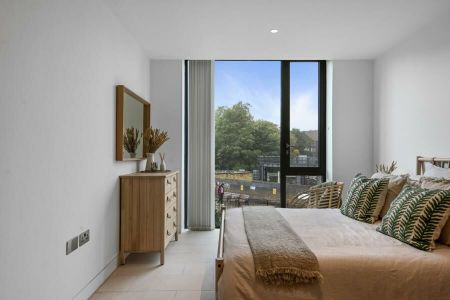 3 Bedroom Flat To Let - Photo 5