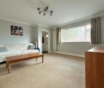 2 Bedroom Terraced To Let - Photo 3