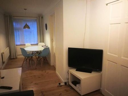 4 bedroom house share to rent - Photo 5