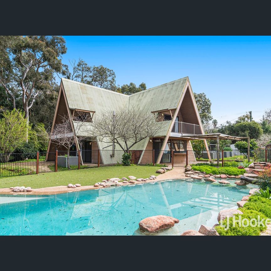 12 Tomlinson Place, Armadale, WA 6112 - Photo 1