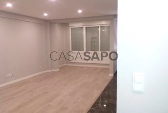 Apartamento T2 para alugar na Amadora