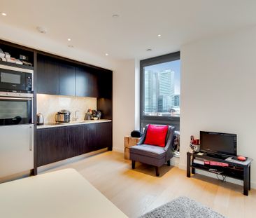 Biscayne Avenue, London, E14 9AU - Photo 3