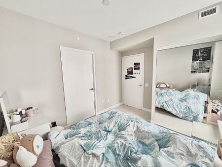 For Lease - 3900 Confederation Parkway Unit# 213, Mississauga, Ontario - Photo 3