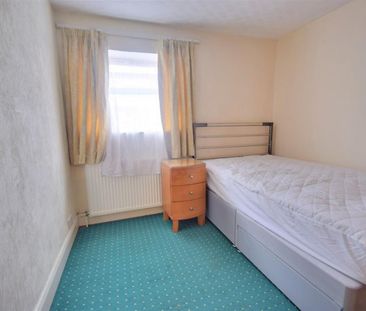 CENTRAL WATFORD - Photo 6