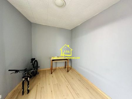 proche des commerces et des transports - Photo 3