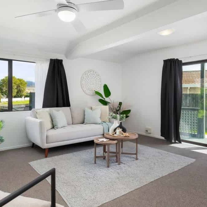 Perfect Modern Family Home - Photo 1