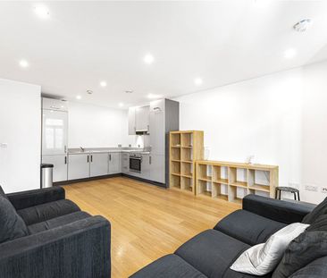 Coral Apartments, Salton Square, London, E14 7GL - Photo 6