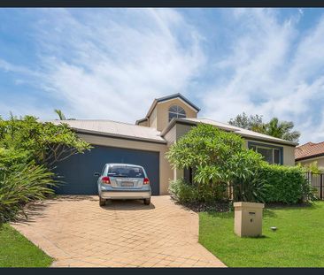 Spacious Double-Level Family Home in Varsity Lakes - Photo 1