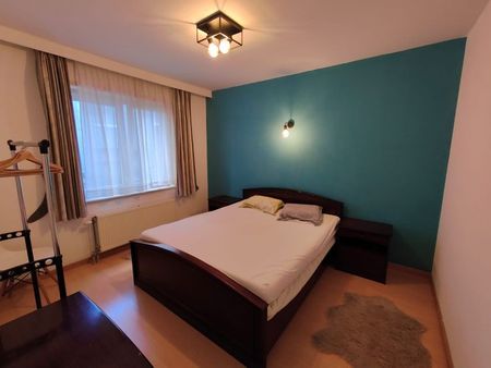 Appartement te huur - Foto 2