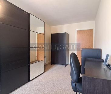 1 bedroom ground floor flat to rent - Photo 4