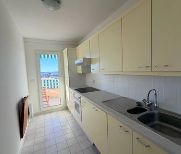 Location Appartement 2 pièces 47m² ST LAURENT DU VAR 06700 - Photo 4