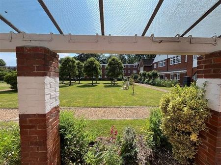 1 bedroom property to rent - Photo 4