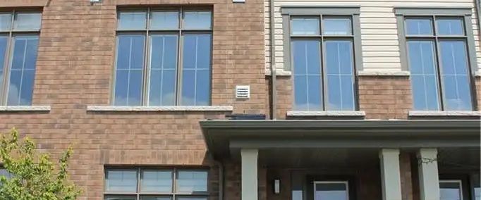 400 NEWMAN Drive Unit# 44 — 3 Bedroom - Photo 1